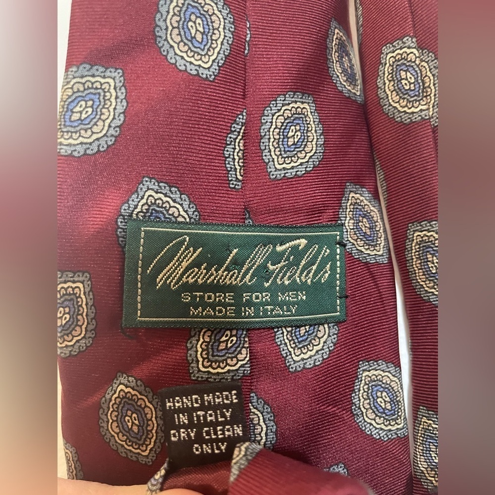 Vintage Made In Italy, Marshall Fields Chicago Men's 100% Silk Tie